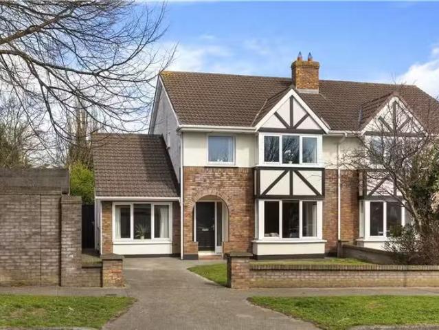 1 Glencairn Road The Gallops Leopardstown Dublin 18, Leopardst.
