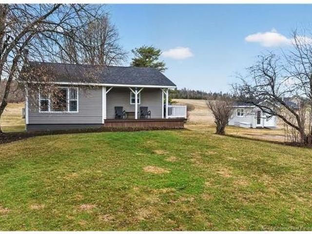 1 Golf Course Rd, Petitcodiac, NB, E4Z 4J2 house for sale | Listing ID NB137492 | Royal LePage