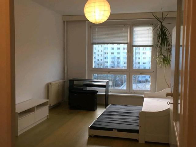 1 großes Zimmer in WG ist ab dem 01.01.2026 verfügbar
