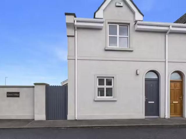 1 Grove Villas, Grove Lane, Robertstown, Co. Kildare, W91 YY70