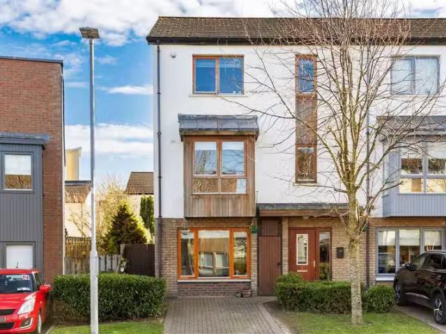 1 Hunters Avenue, Ballycullen, Dublin 24