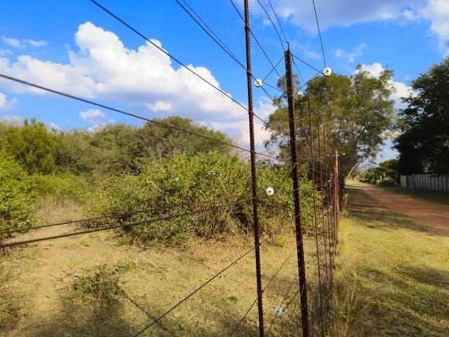 1 ha Land available in Bela Warmbaths