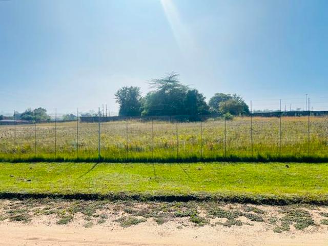 1 ha Land available in Knoppieslaagte
