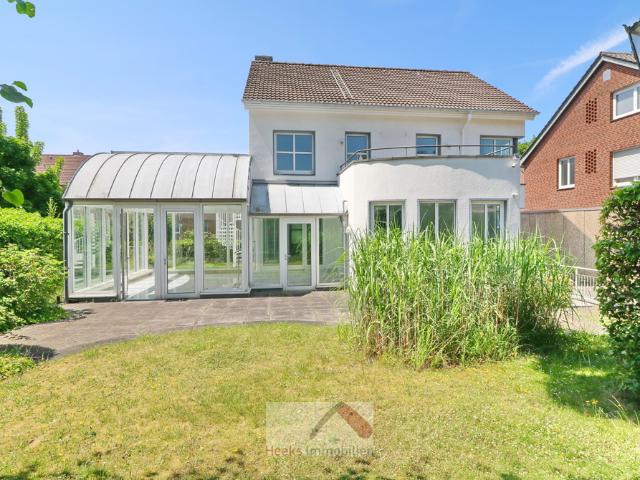 1 Haus, 2 Wohnungen, 3 Garagen, viel Platz in ruhiger Lage in Alt Marl