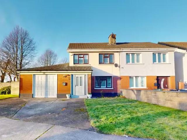 1 Hazelwood Avenue, Clonsilla, Dublin 15, D15A313 is for sale
