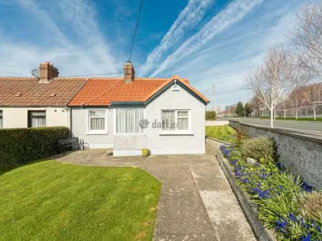 1 Hillview Cottages, Little Meadow, Dun Laoghaire, Co. Dublin.