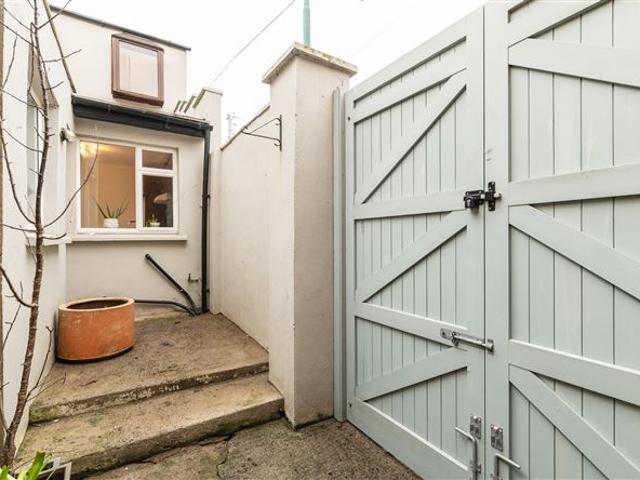 1 Island Villas, Grand Canal Dk, Dublin 2 Allen & Jacobs 4899 MyHome. Ie Residential