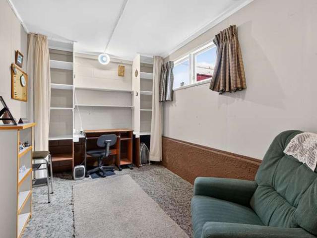 1 Kumeroa Grove, Wainuiomata, Lower Hutt City