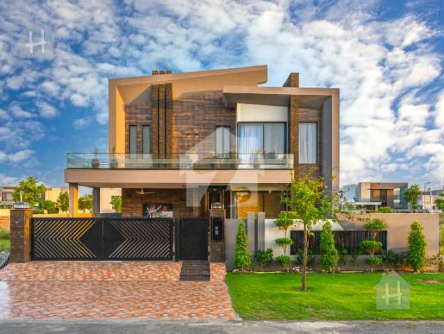1 Kanal Modern Design Fully Furnished House For Sale Prime Location in DHA PHASE 7