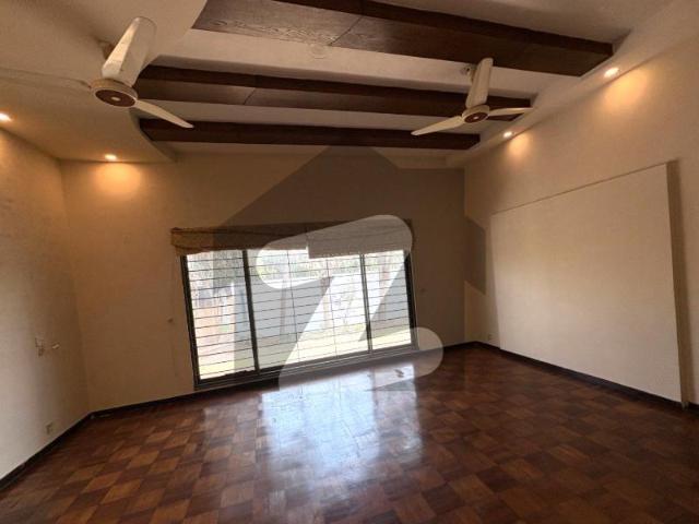 1 Kanal Modern Design House For Rent In DHA Phase 4 Lahore. DHA Phase 4