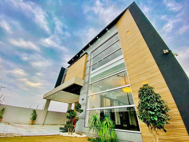 1 Kanal Modern Design Luxury Bungalow For Sale At Prime Location Of Dh Lahore DHA Defence ID 93206