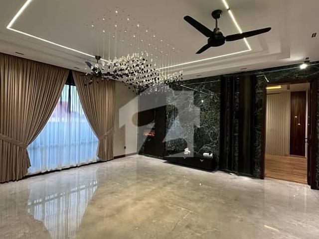 1 Kanal Modern House Available For Sale In Golf View Residence Phase 1 Bahria Town