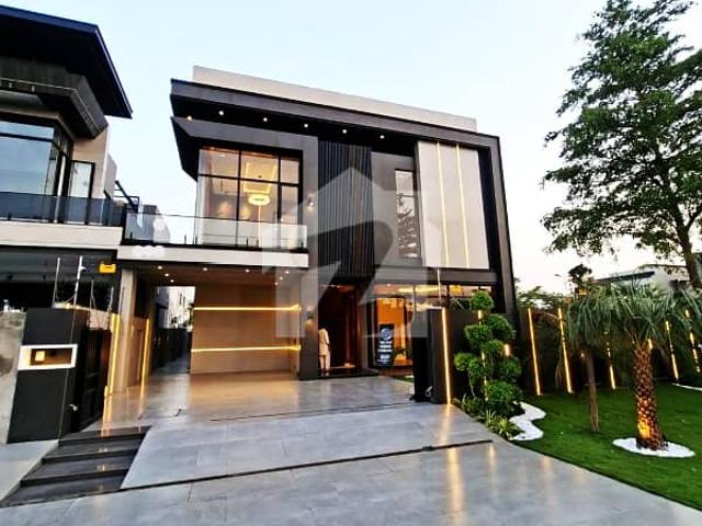 1 Kanal Modern House Available For Sale In DHA Phase 7 Block T