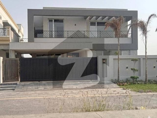 1 Kanal Modern House For Sale