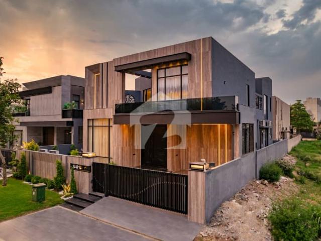 1 Kanal Modern Luxury House near Tim Hortons