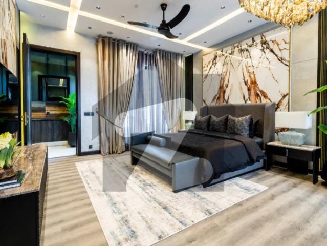 1 Kanal Modern Luxury Residence With High End Living Standards House For Sale DHA Phase 7