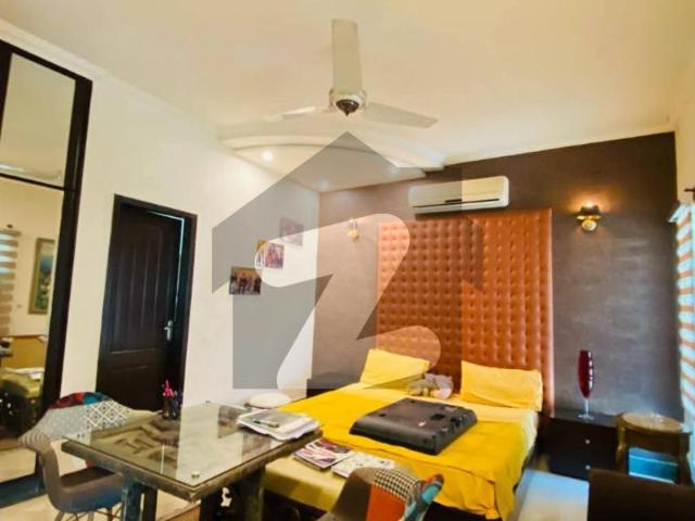 1 Kanal Most Beautiful out House For Sale DHA Phase 3