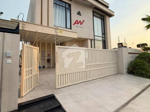 1 Kanal Most Beautiful Design Bungalow For Sale At Prime Location Of Dha Phase 7 Reasonable Pricee