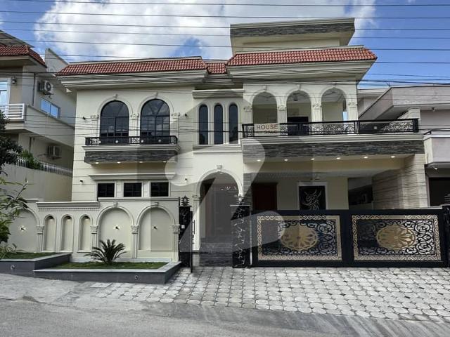 1 kanal most luxury double unit brand new house | 0km distance to isb expressway | with gas