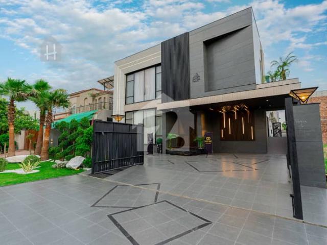 1 Kanal Most Luxury Fully Furnished Full Basement Bungalow For Sale In DHA Phase 6 Lahore