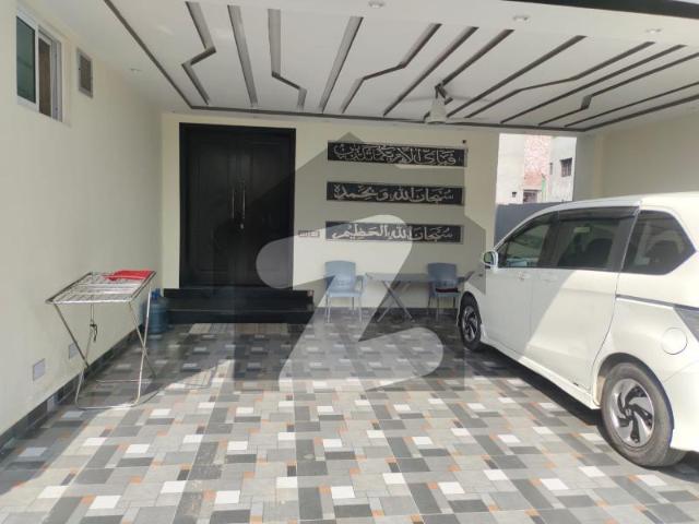 1 Kanal Most Luxurious and Modern Elevation House Available For Rent Lake City Sector M 3
