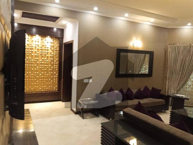 1 Kanal New Modern Out House Prime Hot Dha Phase4 Near Park