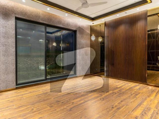 1 Kanal Out Standing Top Quality Modern Designed Bungalow With Hot Location For Sale At Very Reasonable Price DHA Phase 7 Block Y