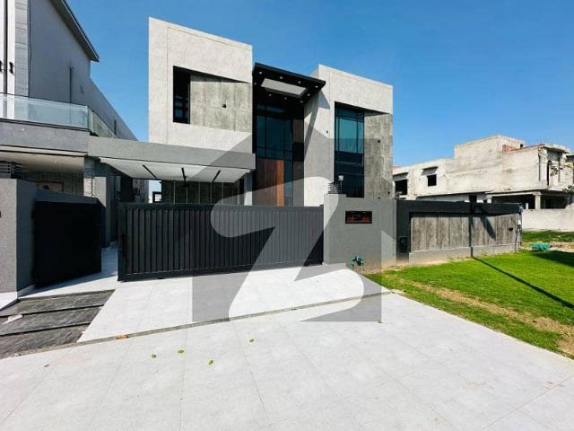 1 Kanal Out Standing House For Sale In DHA Lahore