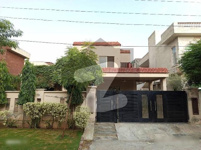 1 Kanal Owner Built Old House for Sale Lake City Meadows, D Block