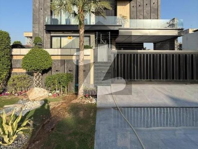 1 Kanal Owner Built Designer House Available For Sale in Dha Phase 7 Lahore. DHA Phase 7 Block R