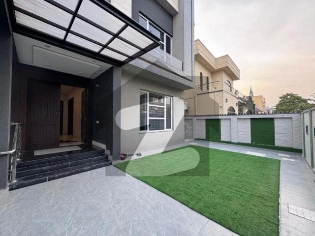 1 Kanal Owner Built Slightly Used Double Unit House For Sale DHA Defence Phase 2