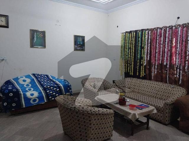 1 Kanal Owner Build Single Storey House For Sale At Very Reasonable Price