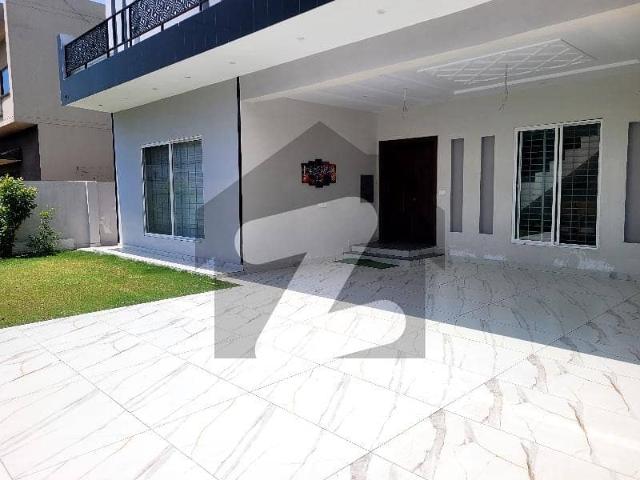 1 kanal owner buit house