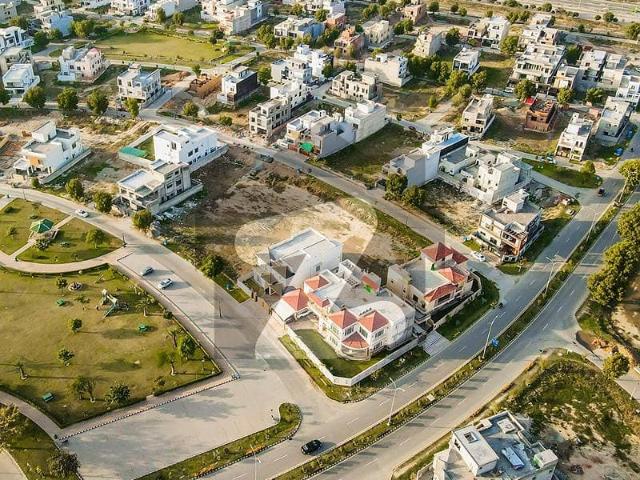 1 Kanal Attractive Location Plot For Sale In Lake City M3 A Lahore