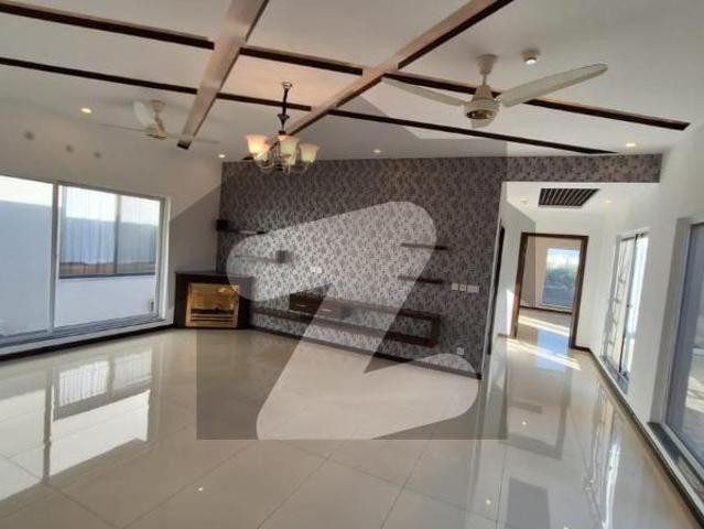 1 kanal bungalow is available for sale in phase 7 block z. DHA Phase 7 Block Z