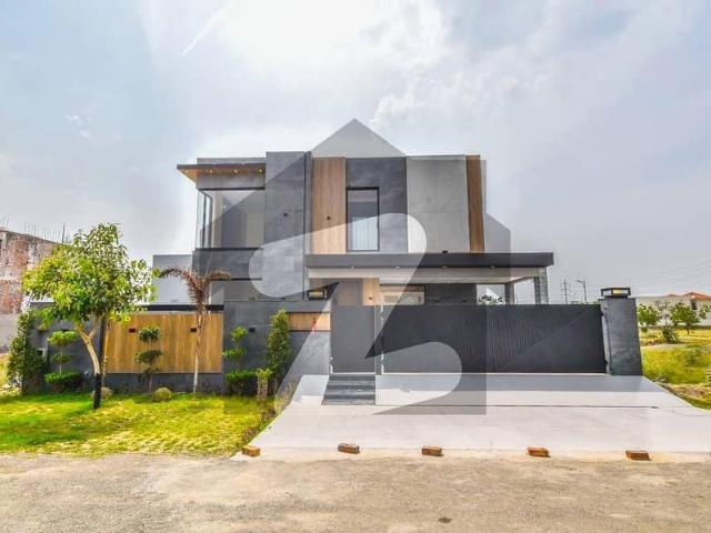 1 kanal bungalow is available in the best block of dha phase 7 lahore | brand new