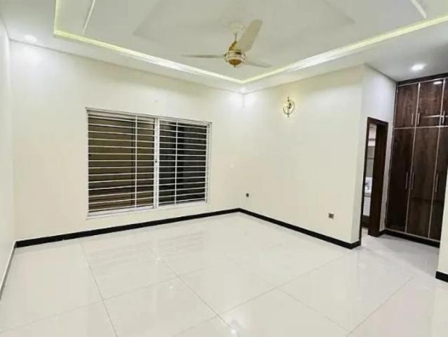 1 Kanal Bangla For Sale At I 8/4 Islamabad I 8 ID 98136