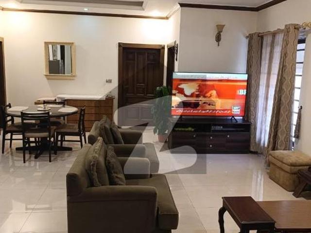 1 Kanal Beautiful 6 Bedrooms House Available For Sale DHA Defence Phase 2