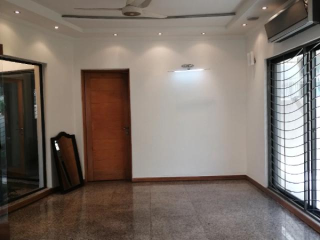 1 Kanal Beautiful Bungalow For Sale In Prime Location DHA Phase 5, Lahore DHA Phase 5 ID 77388
