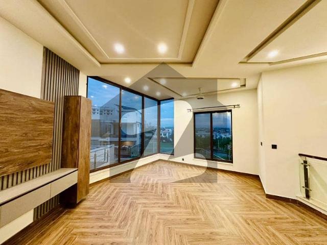 1 kanal beautiful designer house for sale