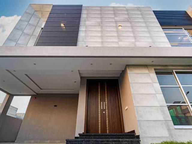 1 kanal beautiful house for sale in DHA Lahore DHA PHASE 7 ID 84541