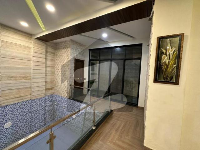 1 Kanal Beautiful House For Sale Luxury Living at Its Best. Allama Iqbal Town