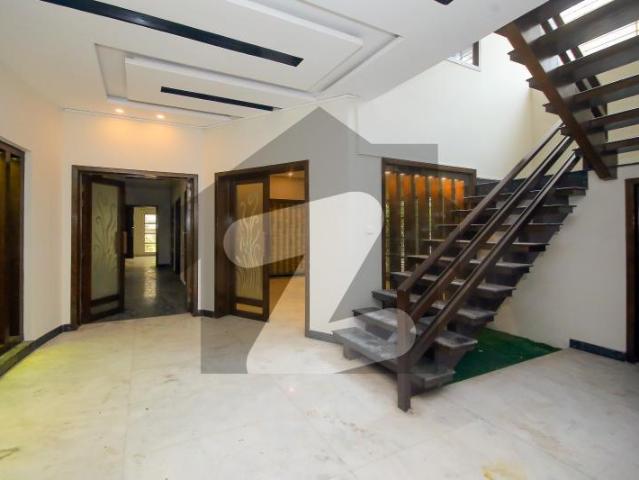 1 Kanal Beautiful House For Rent In Phase 5 DHA Phase 5