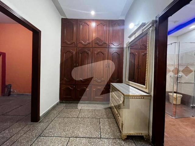 1 Kanal Beautiful House in Model Town