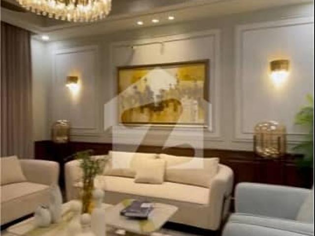 1 kanal beautiful house prime location