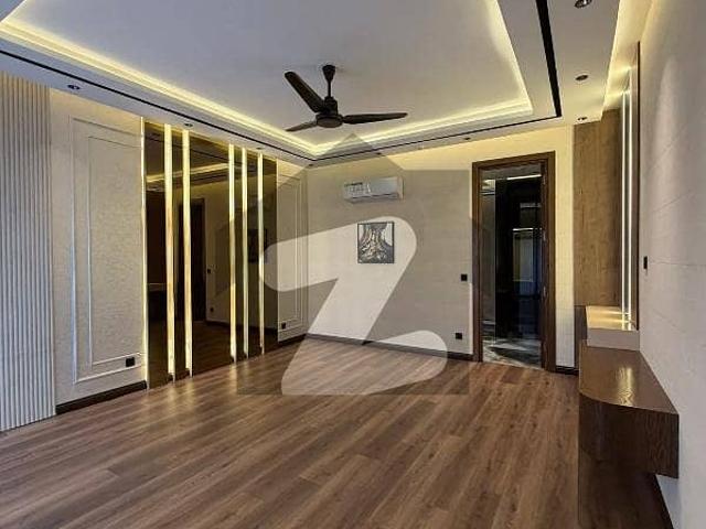 1 Kanal Beautifully Designed Modern Upper Portion For Rent In DHA Phase 8 Ex Park View