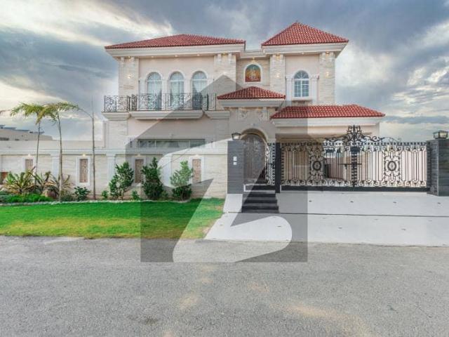 1 Kanal Beautifully Designed House With 100% Original Pics Available For Rent In DHA Lahore