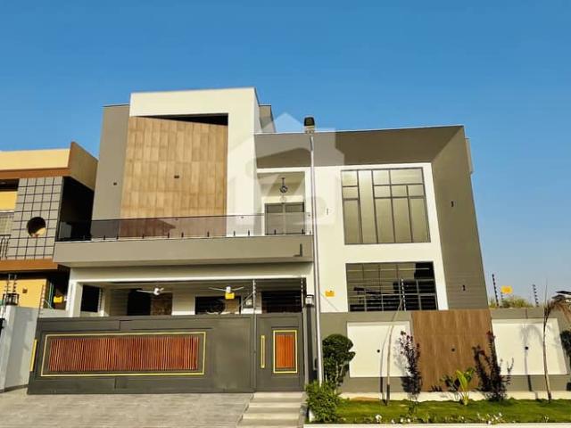 1 Kanal Brand New Ultra Luxurious House For Sale In B 17, Multi Gardens, Islamabad