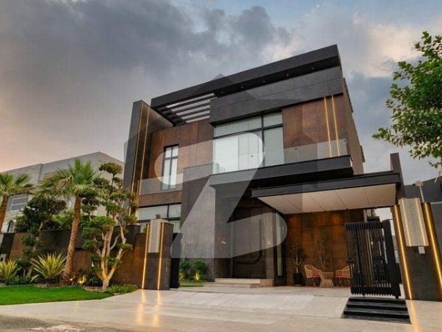1 kanal brand new ultra modern designer house for sale
