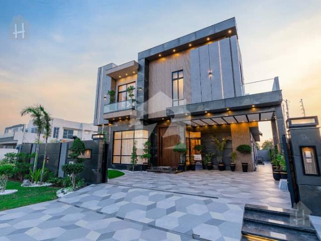 1 Kanal Brand New Ultra Modern Home For Sale | DHA Phase 7 | Brand New Construction